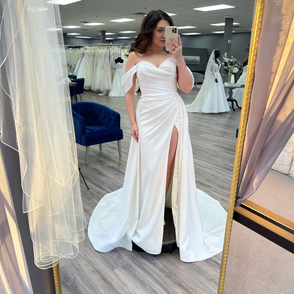 Jimme Huang Bridal Gown "Ostara"